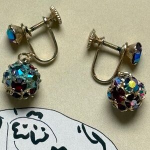 VINTAGE WEISS Earrings Crystal Faceted Multiple Color Dangle Orbs 10.5mm